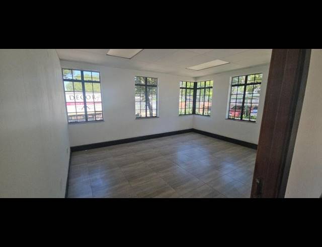 INDUSTRIAL PROPERTY TO RENT IN HALFWAY HOUSE